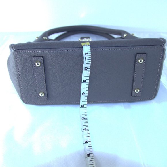 Reposting Dooney & Bourke Gray and Red Shoulder Bag with Gold Accents - Picture 9 of 15